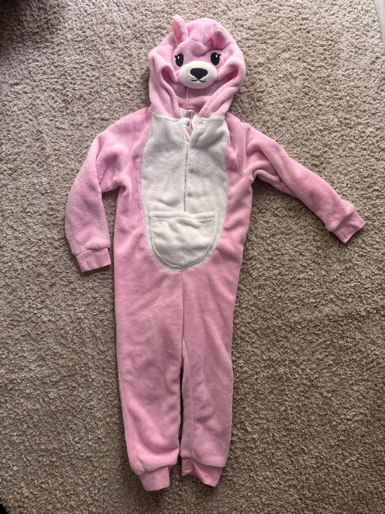 Pizama stroj jednoczesciowy kangur 110/116 h&m