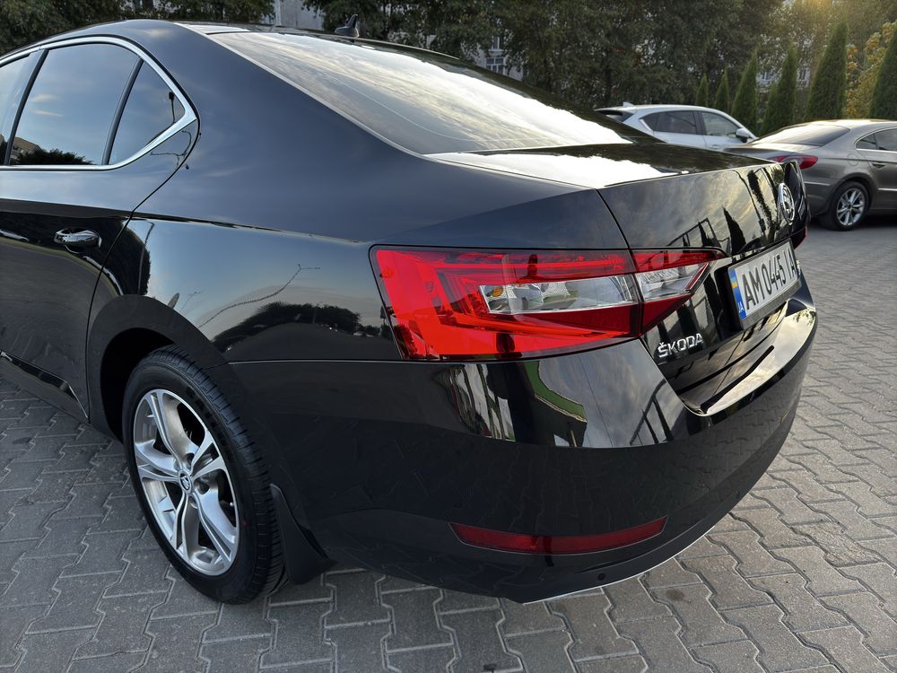 Skoda SuperB Рестайлинг 2.0 TDI