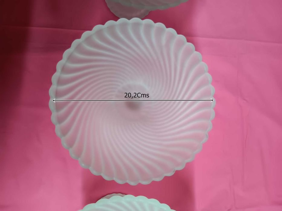 Taças fruteiras em vidro