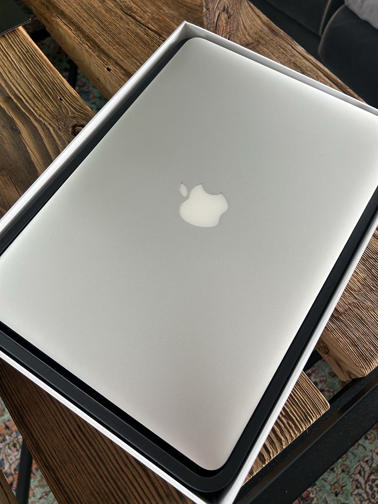 MacBook Air 13 cal Apple