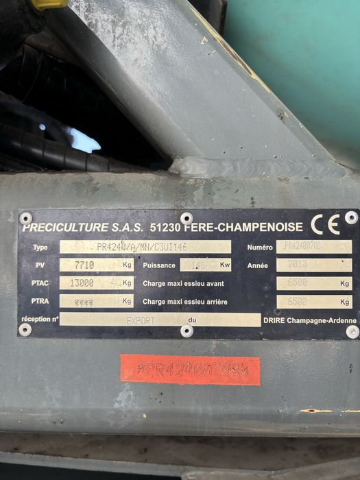 Самохідний оприскувач Berthoud Raptor 4240