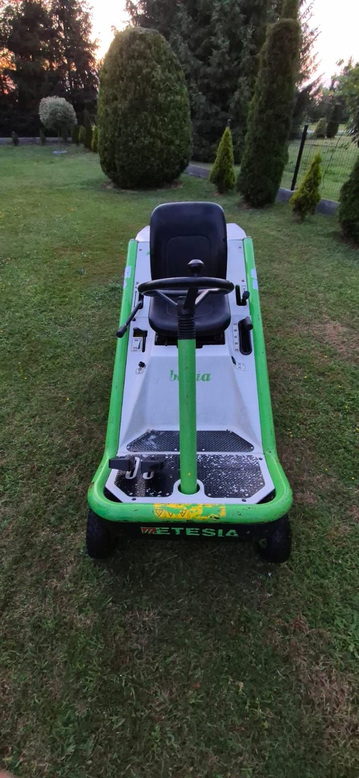 Traktorek Etesia Bahia Kawasaki 13hp