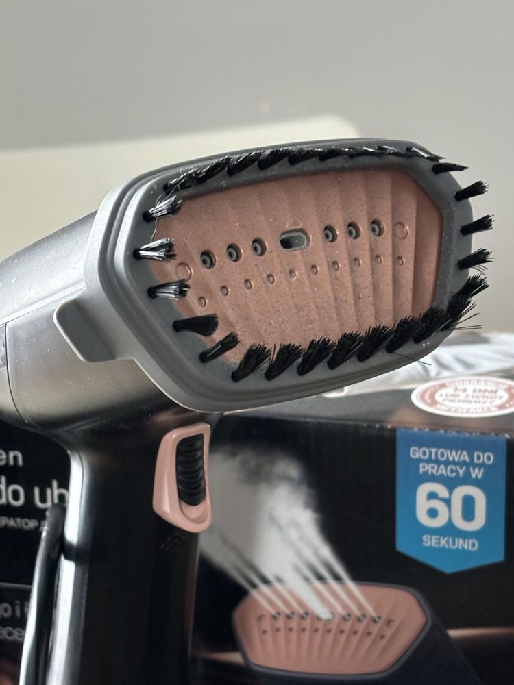 Parownica do ubrań Götze & Jensen 1700W