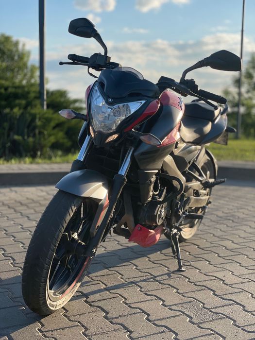 Bajaj pulsar ns200