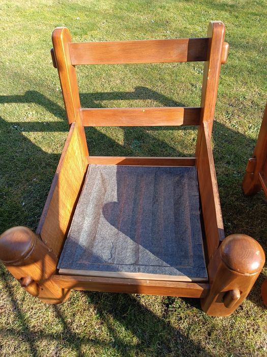 Sprzedam komplet wypoczynkowy skórzany plus gratisy