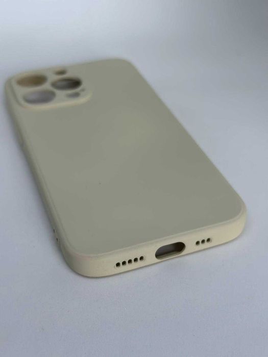Iphone 13 PRO Obudowa Etui Case Silikonowy Kremowy kod 846