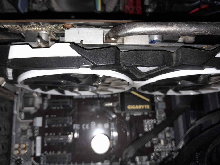 Rx 570 4gb msi armor відеокарта