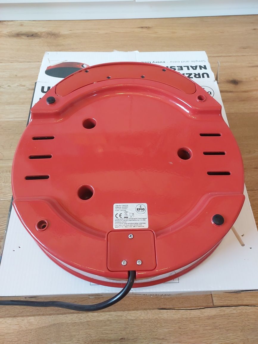 Naleśnikarka - elektryczna patelnia do naleśników 30 cm
