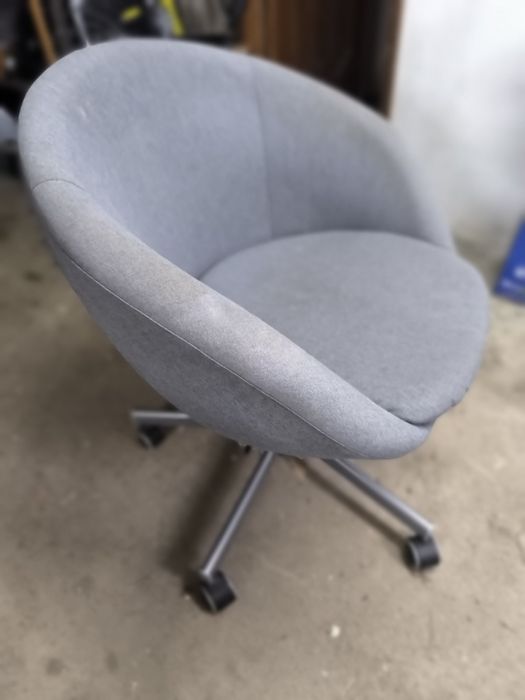 Cadeira Escritório SKRUVSTA