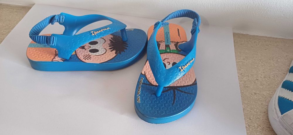 Conjunto de 10 pares de sapatilhas