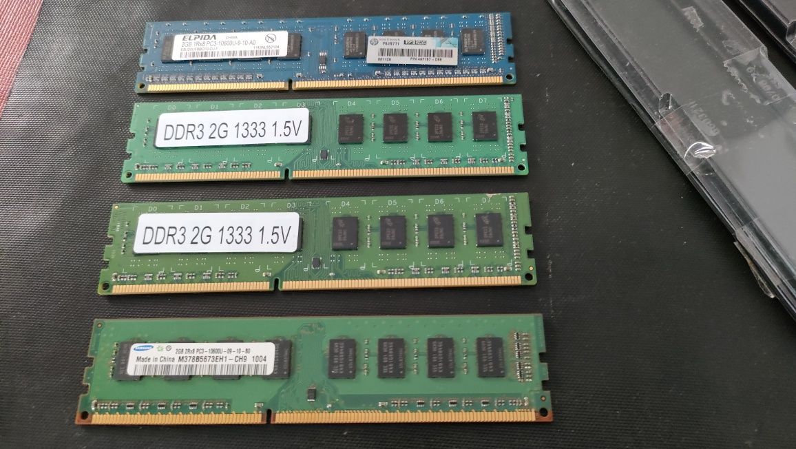 Memórias RAM de 2 gb