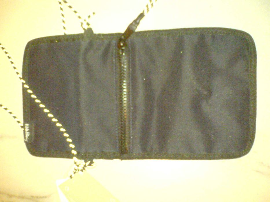 Saszetka Etui Portfel na Szyję Paszport kartabank banknoty do podróży