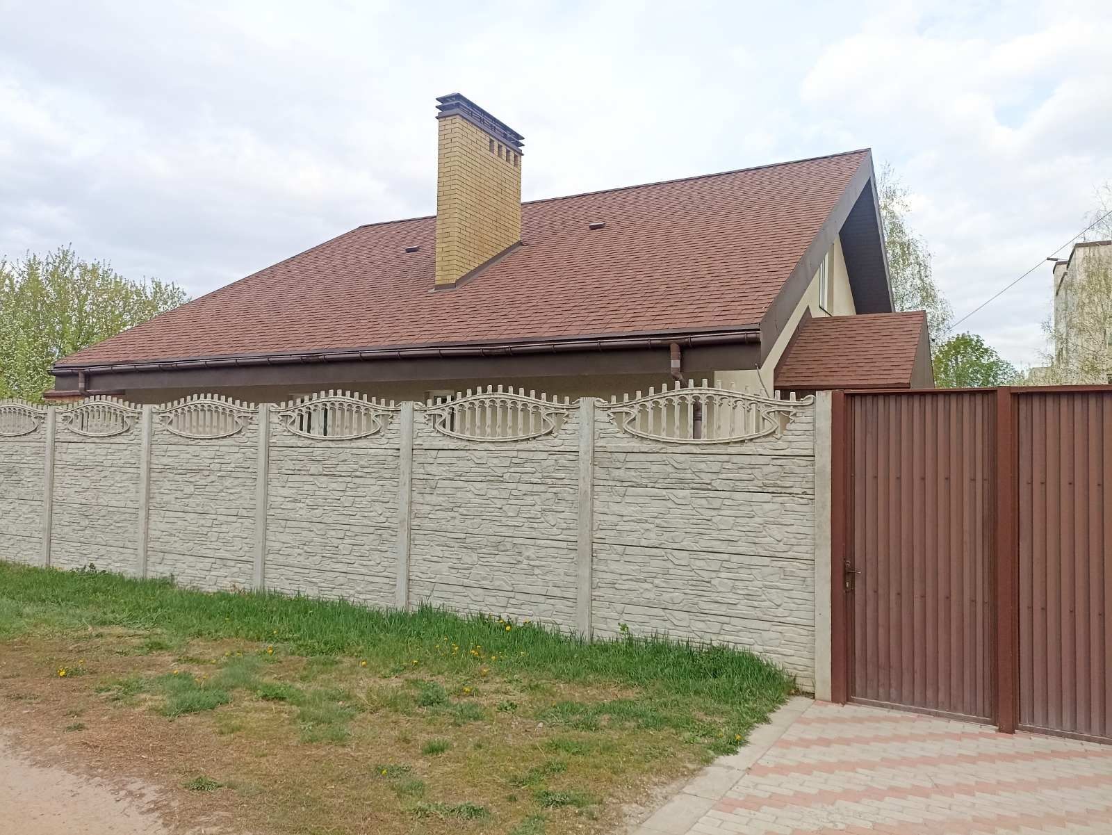 Сучасний будинок з ремонтом за " Радміром"  м. Академіка Павлова
