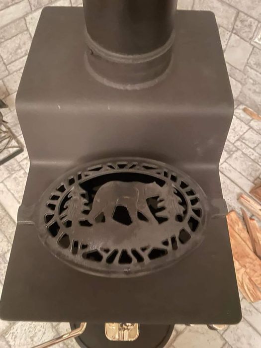 Poêle à bois disponible