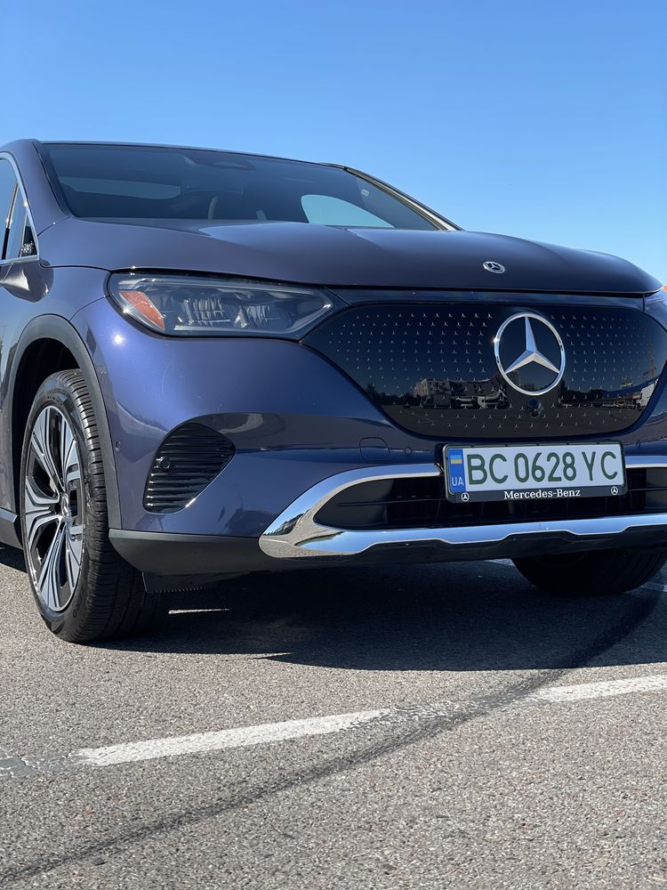 Mercedes bens EQE SUV 2023
