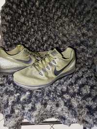 Nike AIR ZOOM all qut r.42.5 khaki