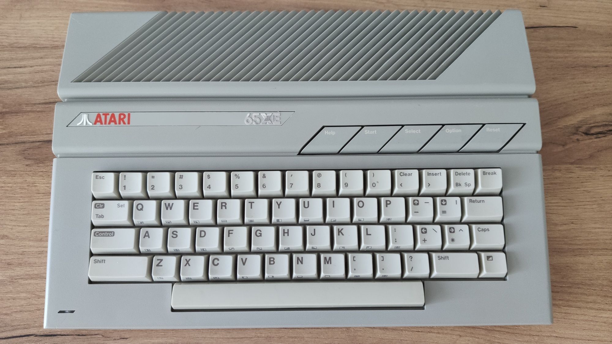 Atari 65 XE ECI stan bdb sprawne