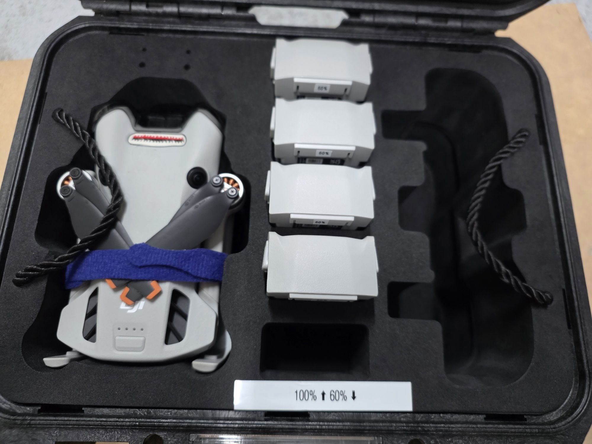 Drone DJI Mini 4 Pro Fly More Combo + Extras