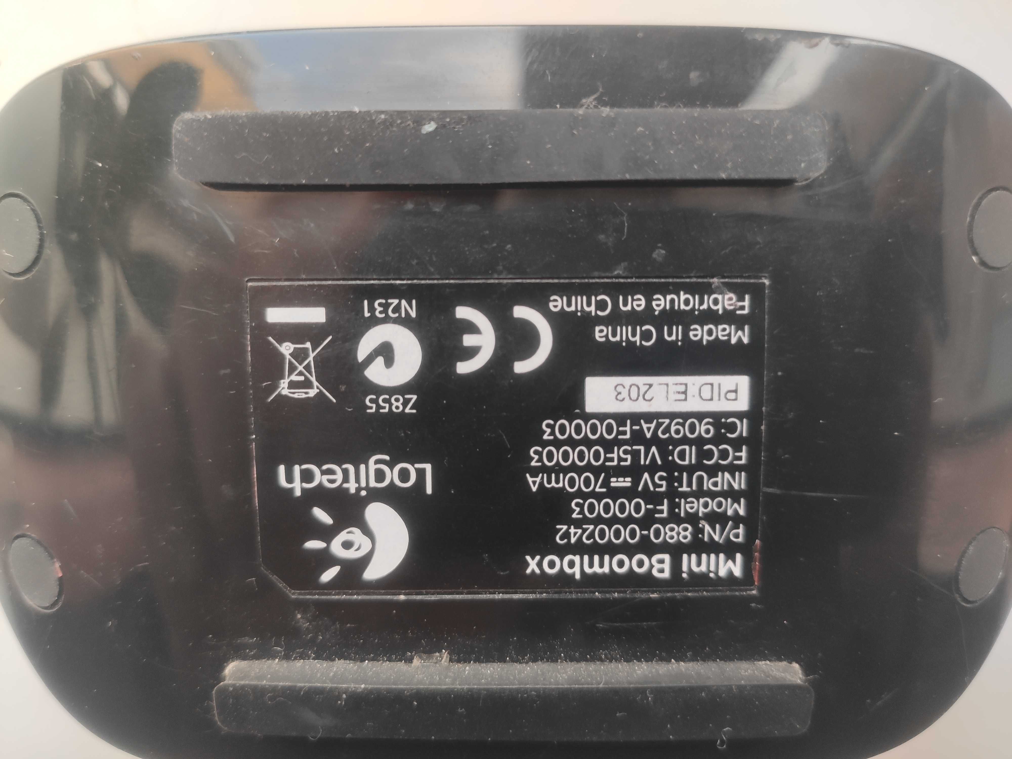 Блютуз колонка міні Boombox
LOGITECH