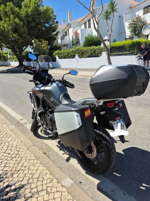 Moto HONDA Transalp XL_750