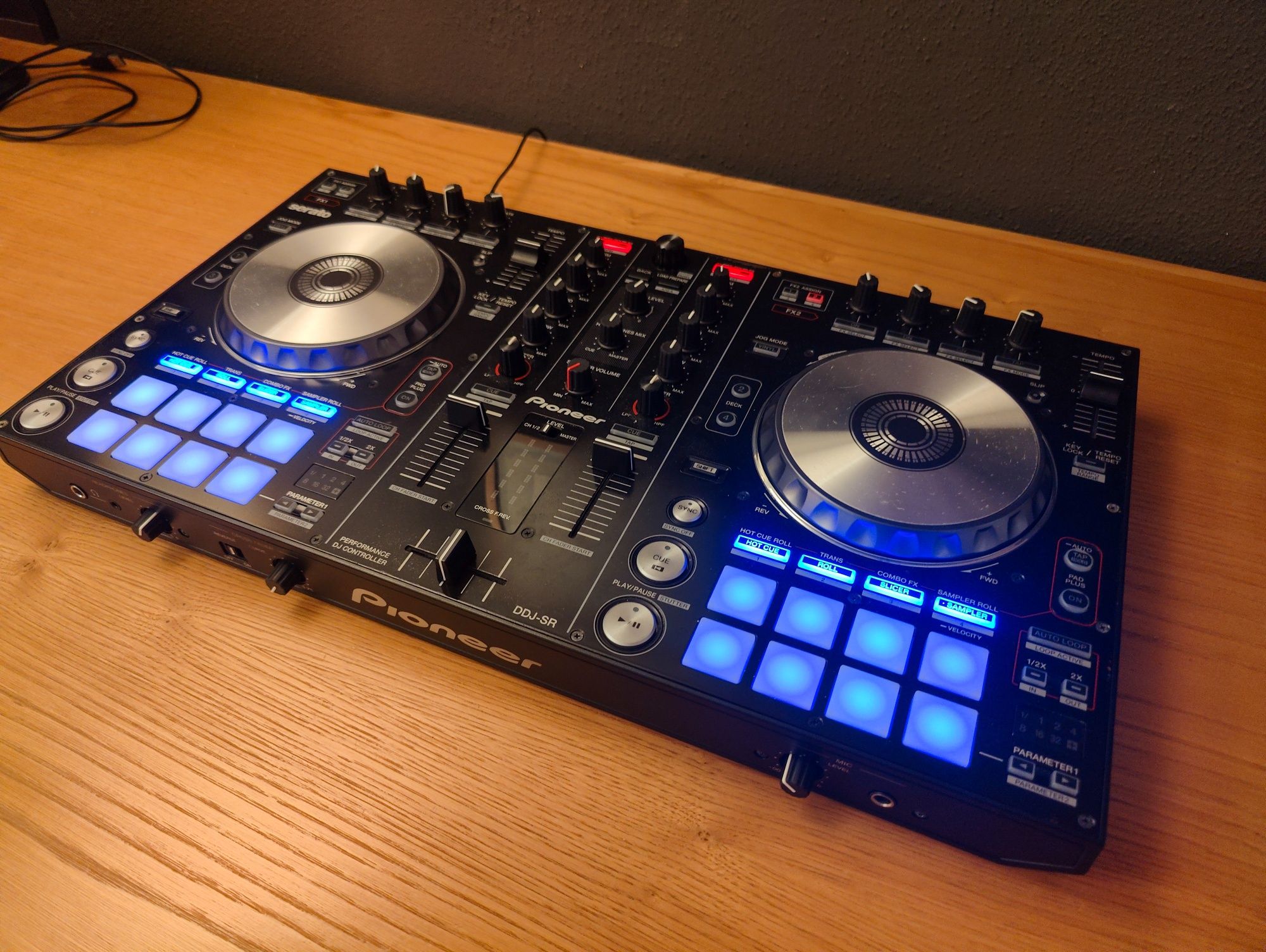 Pioneer DDJ-SR em Ótimo Estado