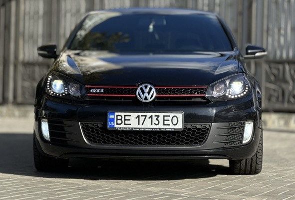 Volkswagen Golf GTI 2011