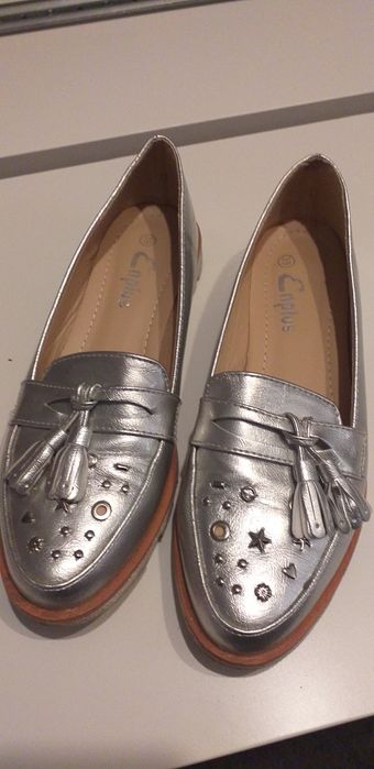 Buty damskie rozm. 38