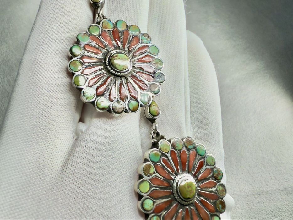 Срібні сережки 925-ї проби з натуральними коралами та бірюзою