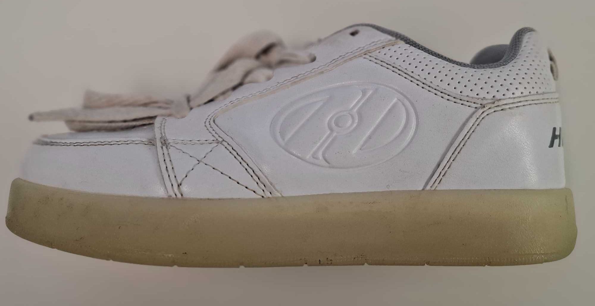 Sapatilhas Heelys IMPORTADAS Rodas e Luz