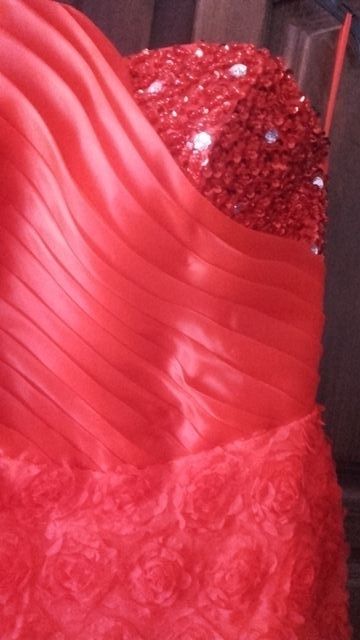 Vendo vestido de cerimónia/festa novo