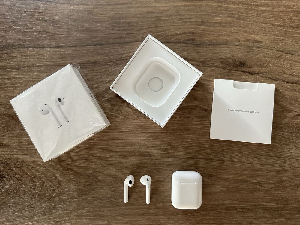 Навушники AirPods 2 б/у оригінал