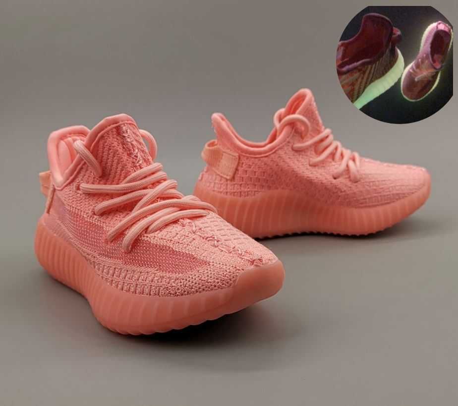 Детские кроссовки Yeezy Boost 350 V2 Coral подошва рефлектив  р.25-31