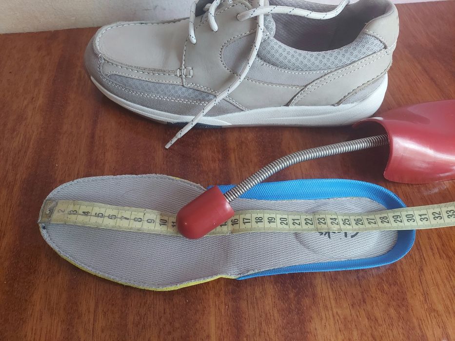 Макасини  фірми Clarks оригінал 


Розмір по бірці:
UK 9 1/2   us