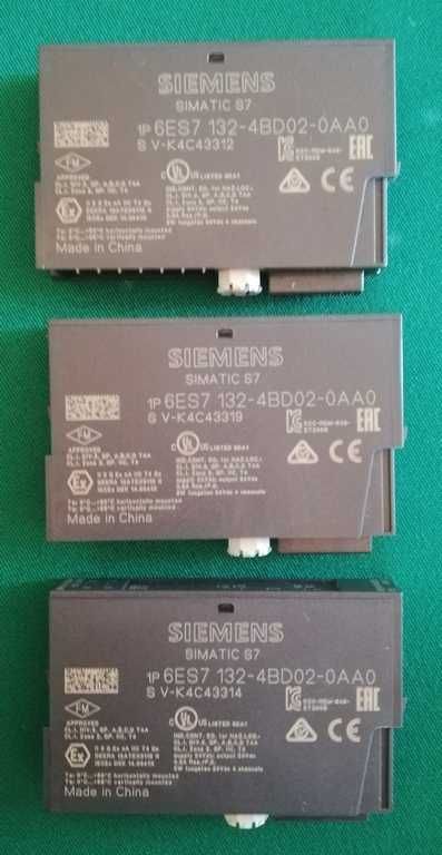 Módulo de Saída Siemens 6ES7132-4BD02-0AA0