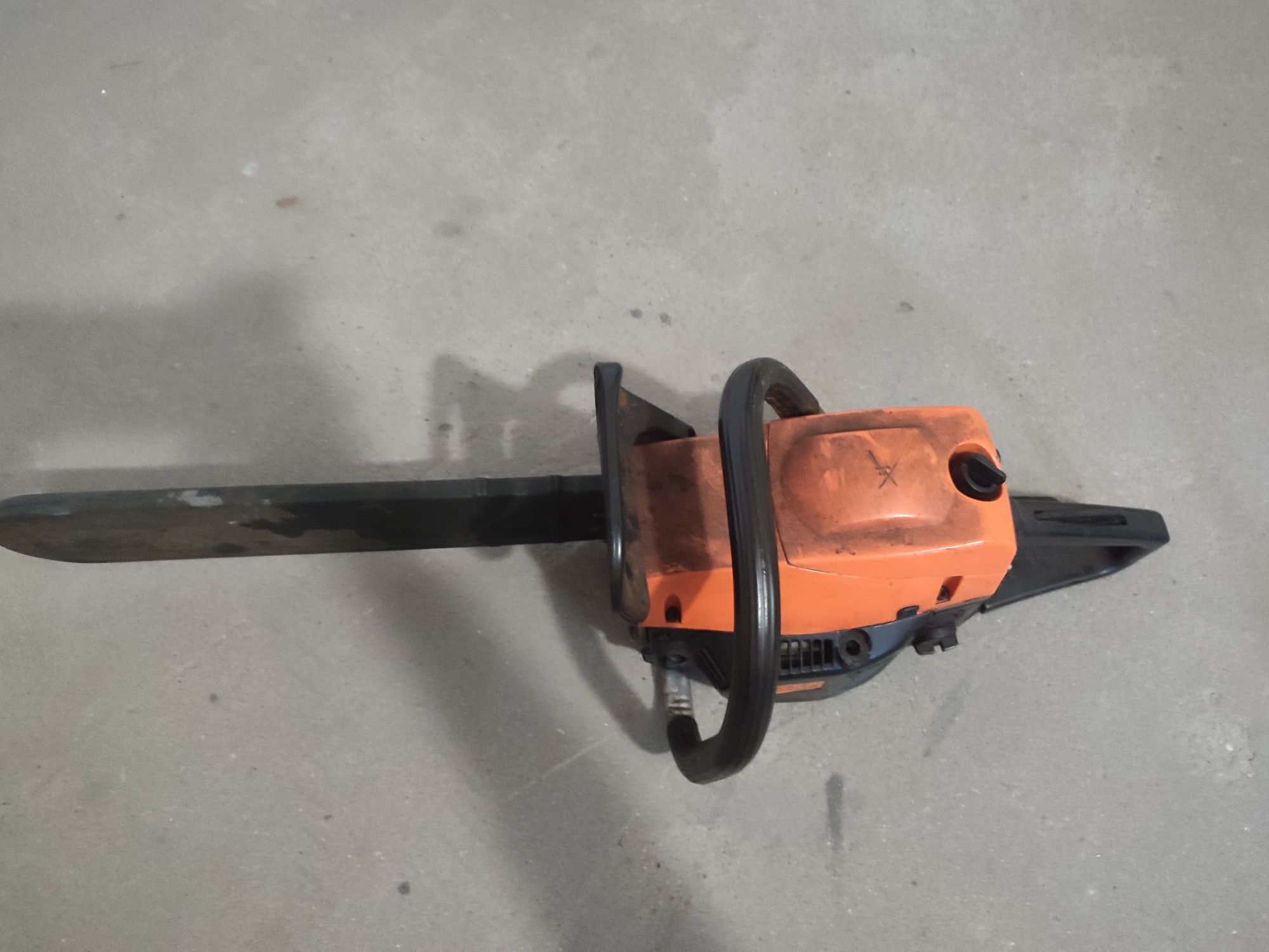Pilarka spalinowa steel