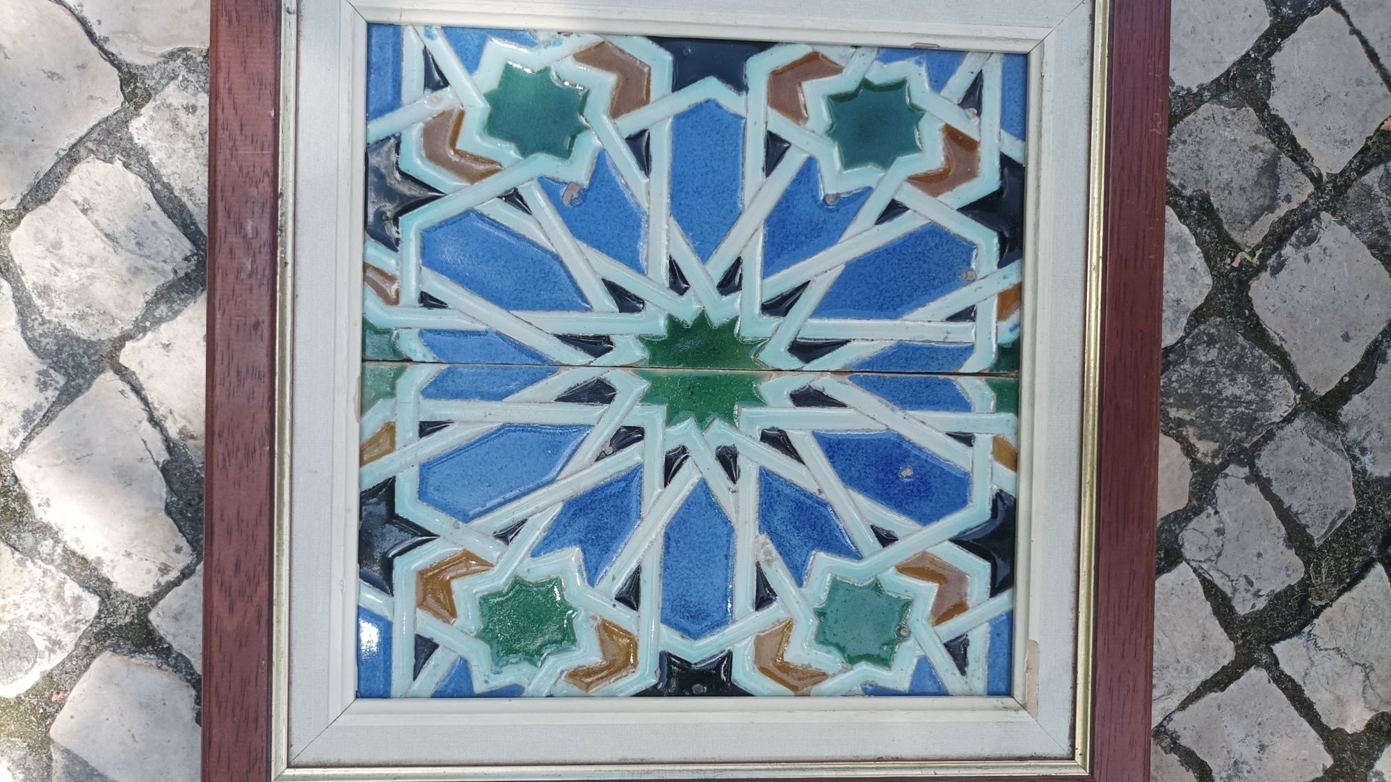 Par de grandes azulejos centenarios Ramos Rejano