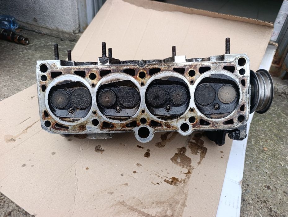 Головка блоку 026103373Q  Vw Audi Seat  1.6-1.8 Passat b3-b4 Audi 80