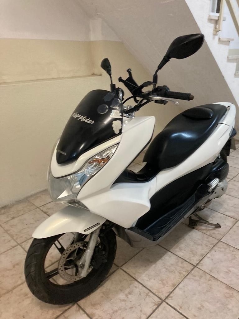 Alugo mota pcx (rent) ou NMax