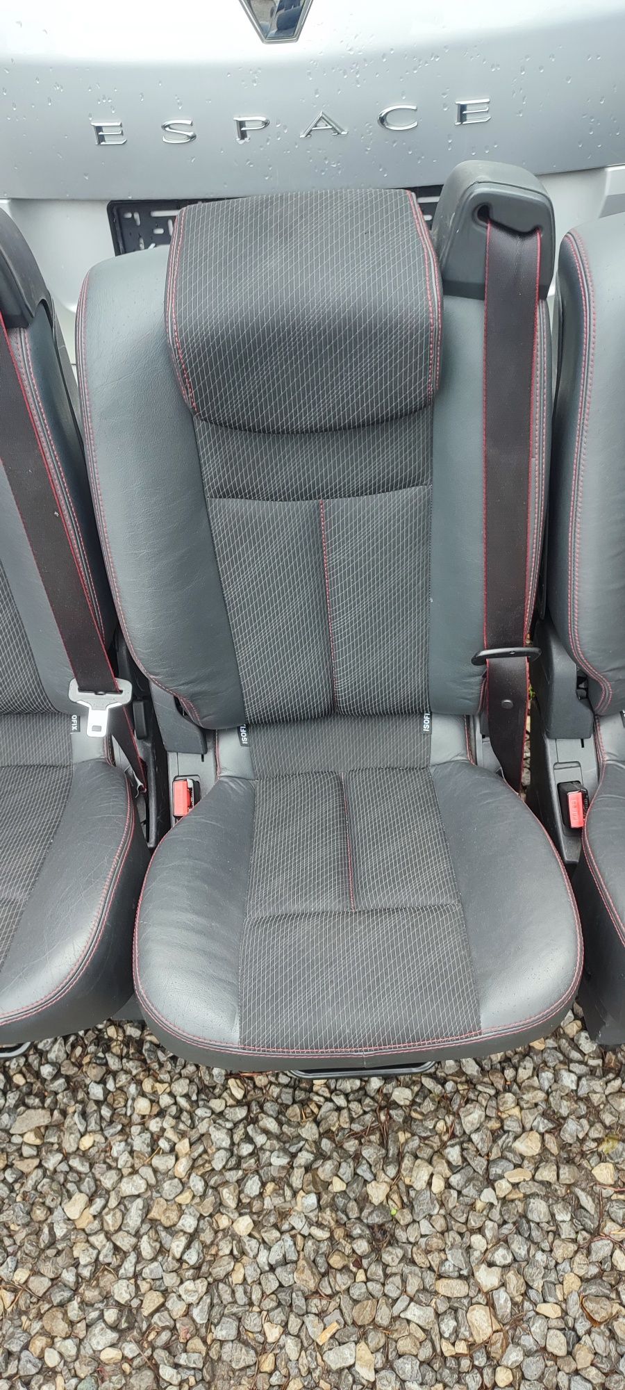 Fotel Espace IV lift czerwona nitka 2i3 rząd bus kamper