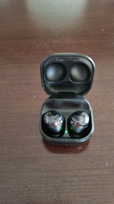 Vendo relógio Samsung galaxy 4 e Samsung buds pro