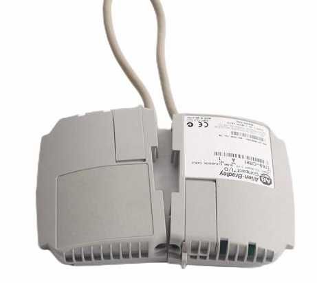 Кабель Allen-Bradley 1769-CRR1
