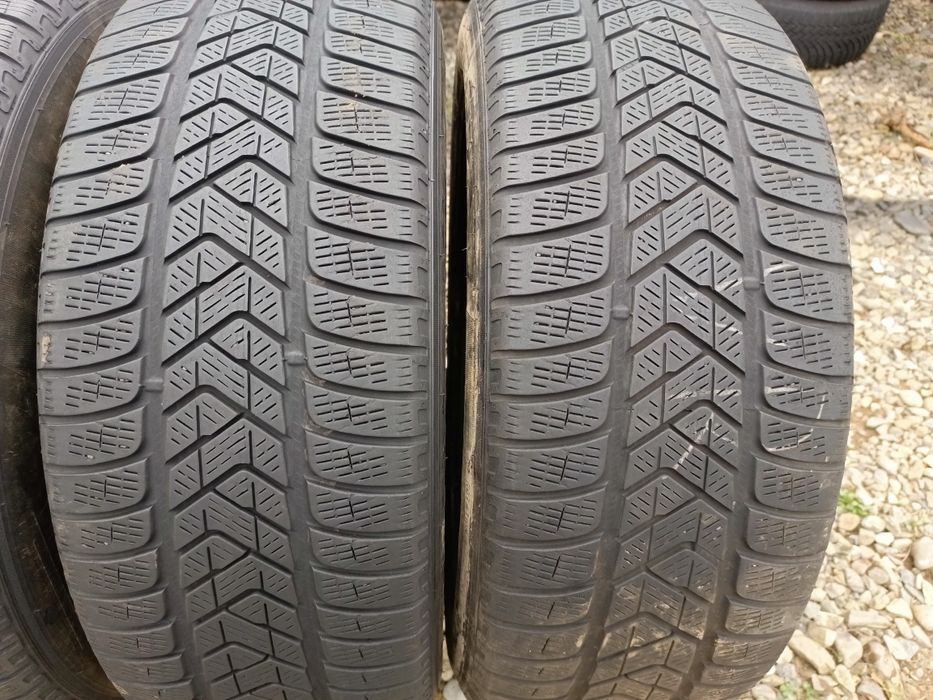 235.60.18 Pirelli 4 шт зима