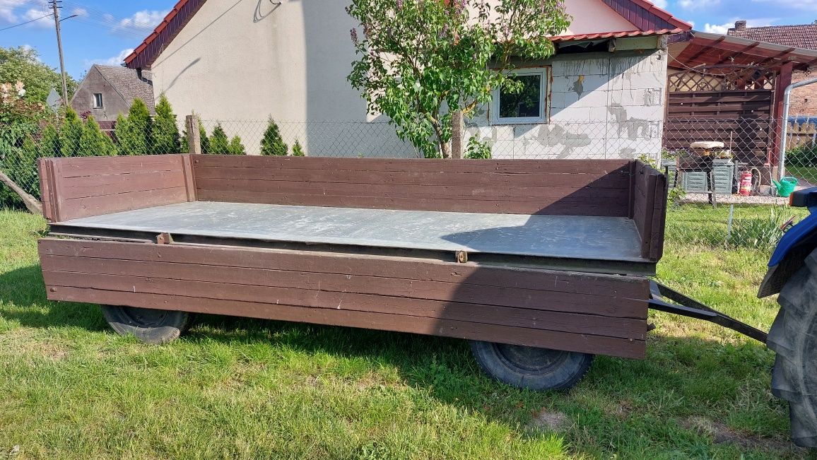 Ciągnik traktor C-360 C-355 plus przyczepa