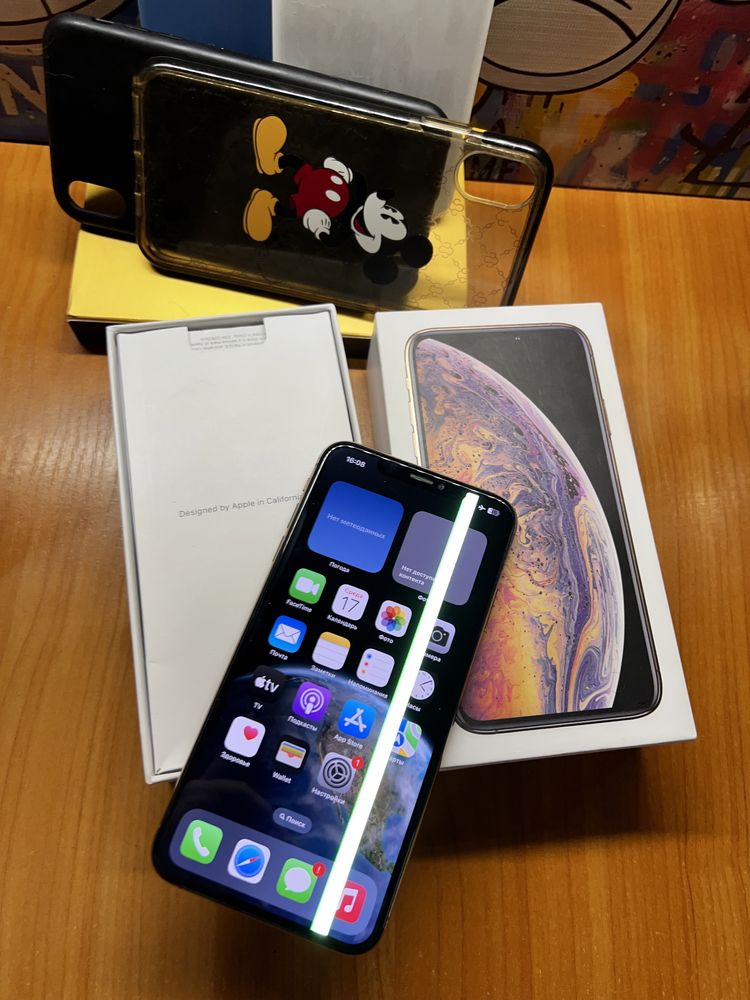 Продам iPhone Xs Max 64 gb