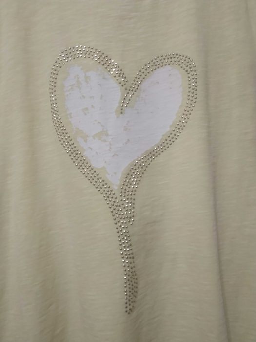 Bluzka koszulka FASHION HOUSE roz M - "A" - serce wymiata :)