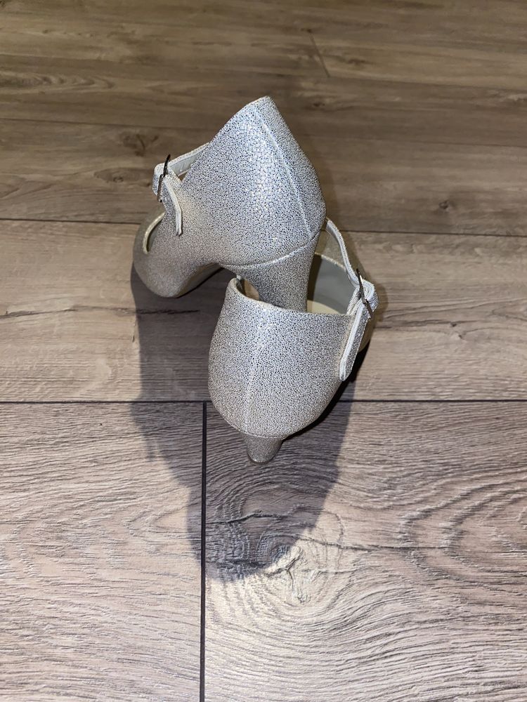 Buty, czółenka, ślubne - 37, sandały asymetryczne, złoto, Butdam