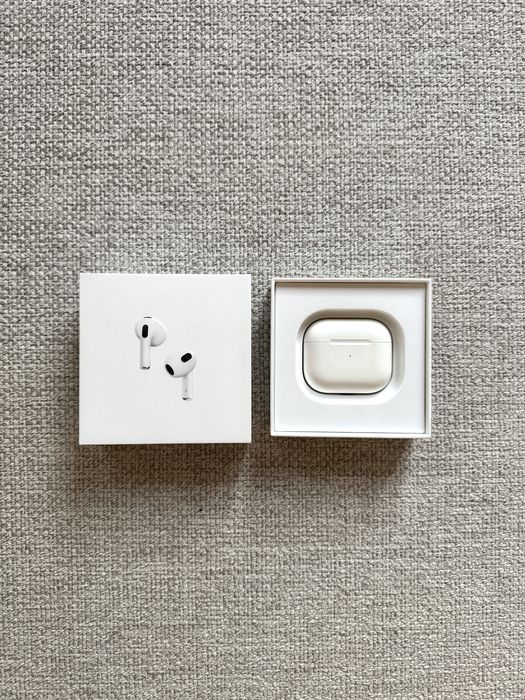 Apple AirPods 3 (In Ear - Caixa MagSafe)