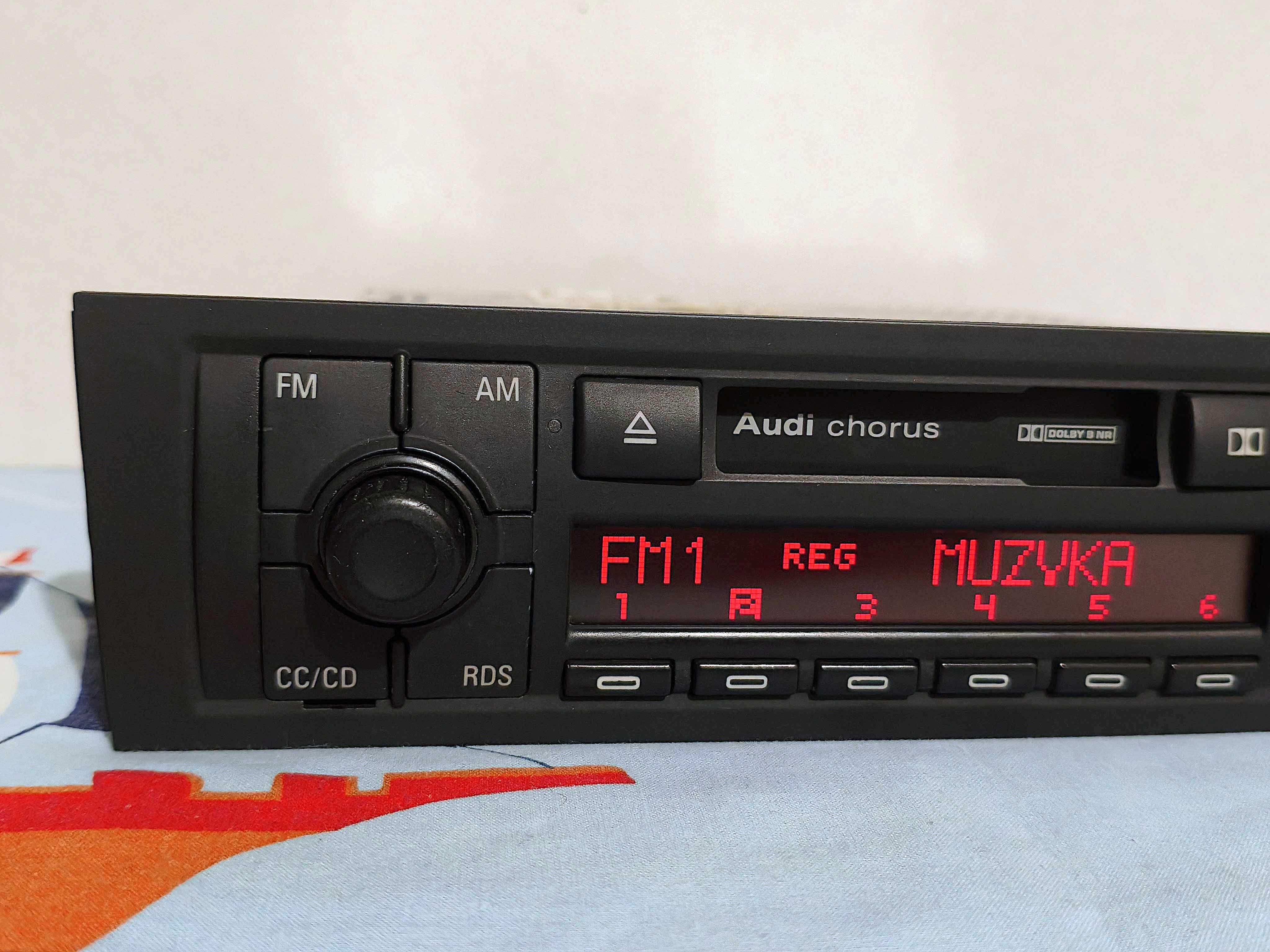 Radio Audi Chorus 2 A3 8P + KOD - Stan BDB
