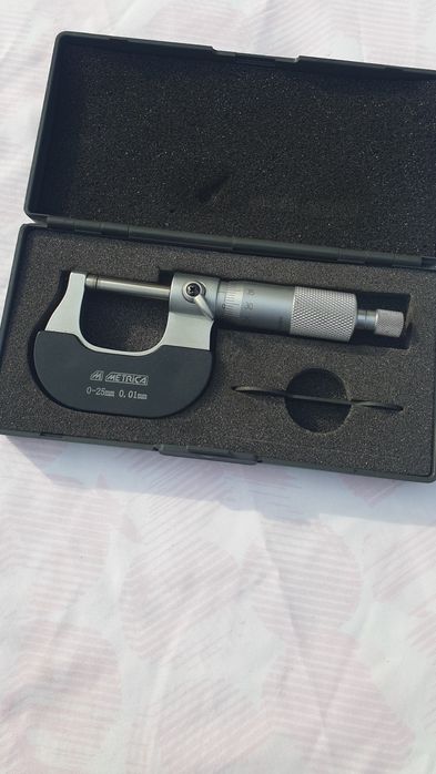 Micrometro marca Métrica
