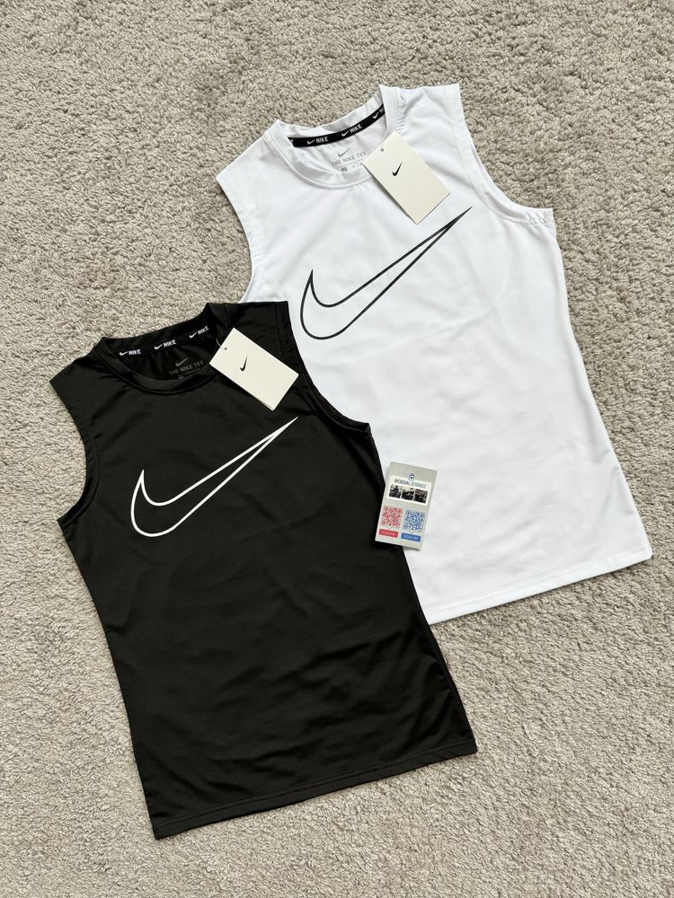 Майка Nike для спорта (компрессионная майка)